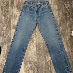 Levi Strauss size 28